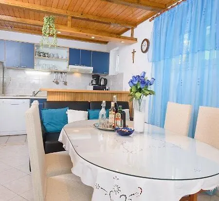 Appartement Teskera *